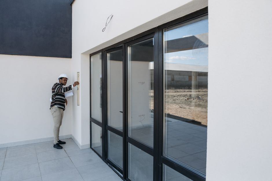 Dépose totale fenêtre ou pose en rénovation, que choisir ?